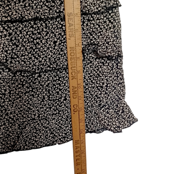 FASHION NOVA VINTAGE White Floral Print Ruffle Mini Black Lace Up 2 Pc Small NWT - Picture 14 of 15